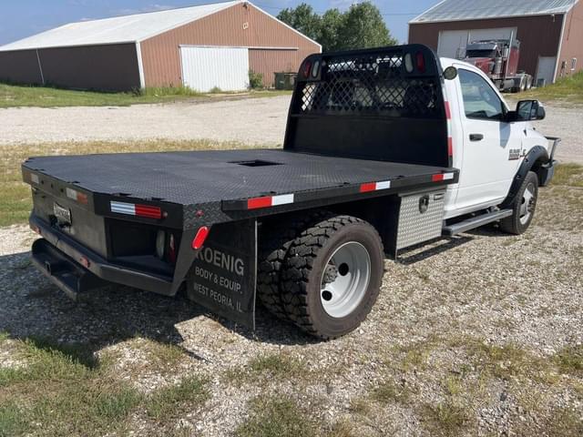 Image of Dodge Ram 3500 equipment image 4