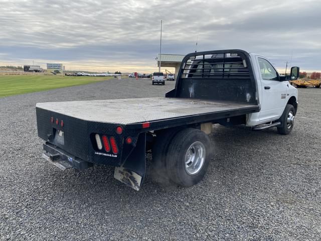 Image of Dodge Ram 3500 equipment image 4