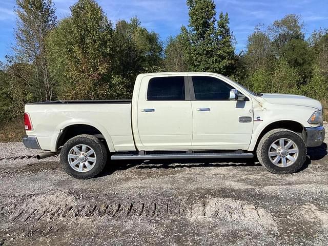 Image of Dodge Ram 3500 equipment image 1