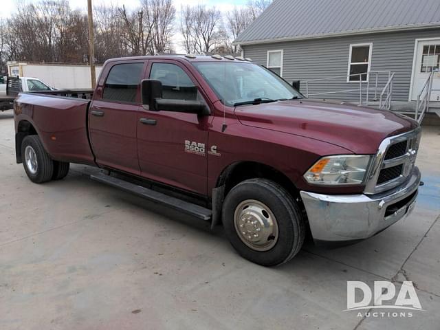 Image of Dodge Ram 3500 equipment image 4