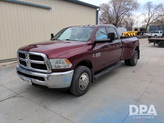 Image of Dodge Ram 3500 equipment image 1