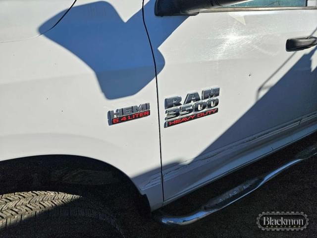 Image of Dodge Ram 3500 equipment image 1
