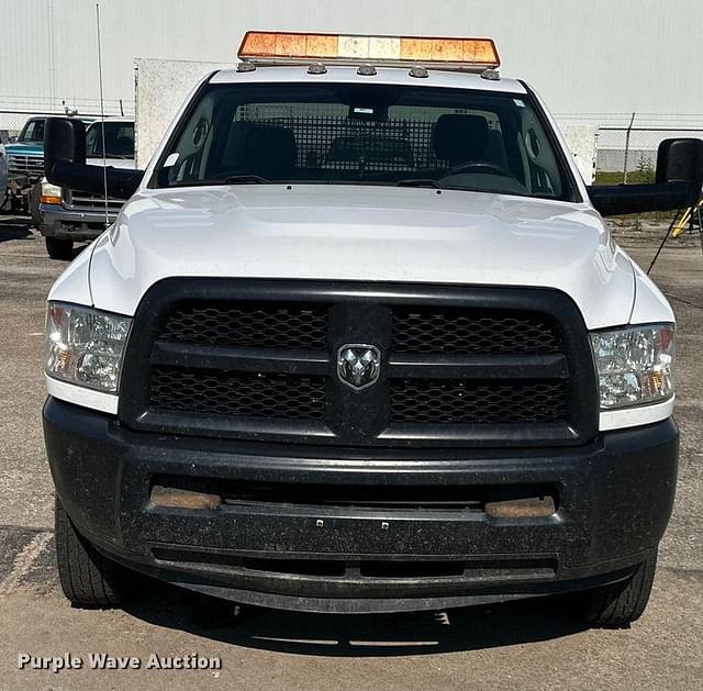 Image of Dodge Ram 3500HD equipment image 1