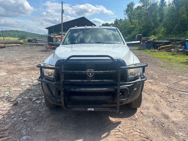 Image of Dodge Ram 5500HD equipment image 2