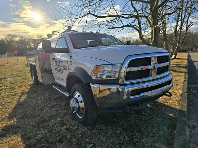 Image of Dodge Ram 5500 equipment image 2