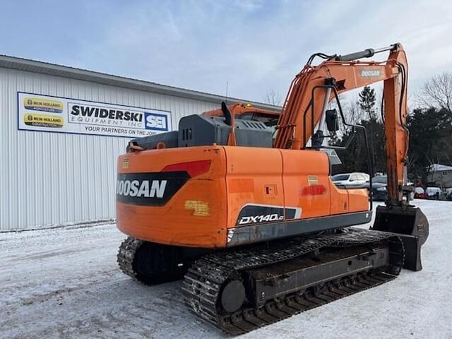 Image of  Doosan DX140LC-5 equipment image 2