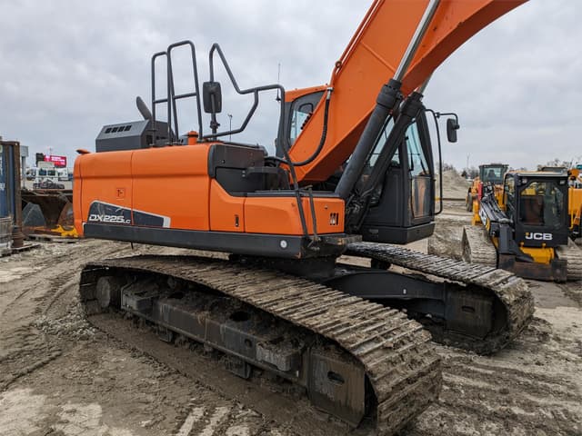 Image of  Doosan DX225LC-5 equipment image 1