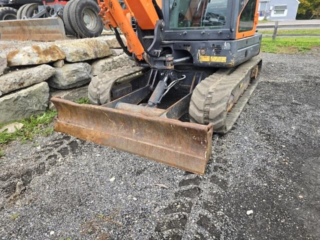 Image of  Doosan DX63-3 equipment image 4