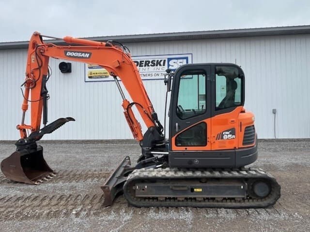 Image of Doosan DX85R-3 equipment image 1