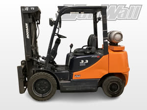 2017 Doosan G33P-5 Image