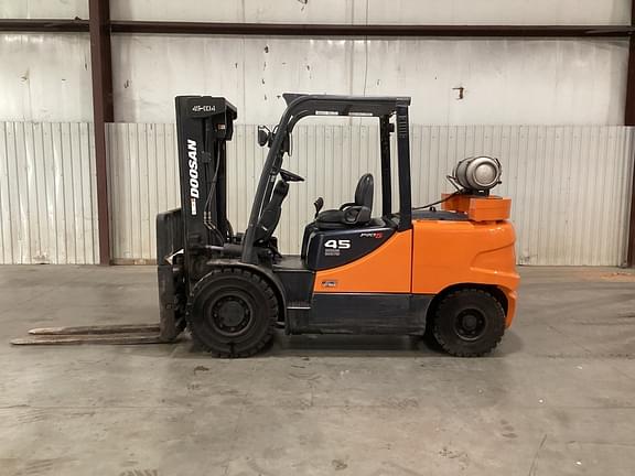Image of  Doosan 45 Primary image