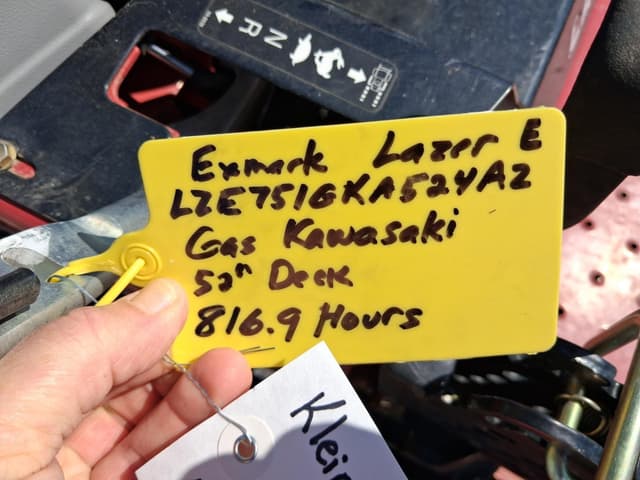 Image of Exmark LZE751GKA524A2 equipment image 4
