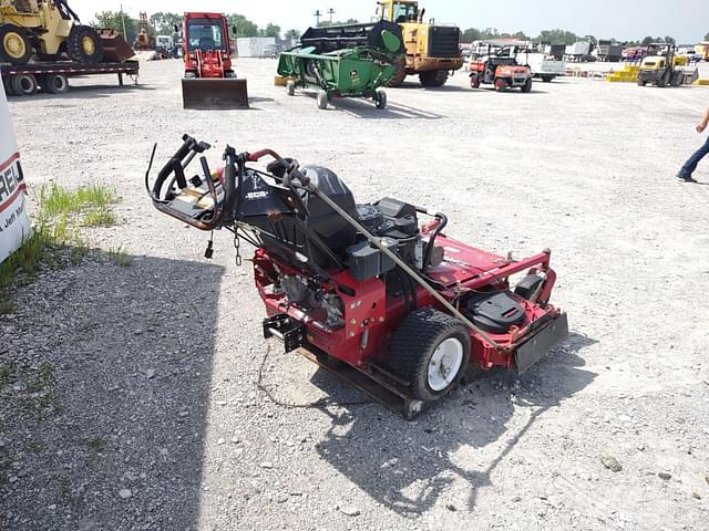 Image of Exmark S-series equipment image 4