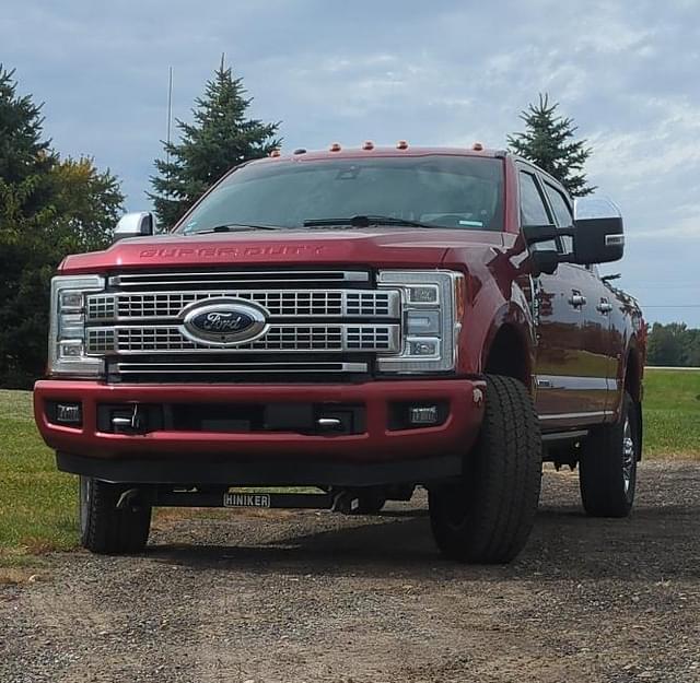 Image of Ford F-350 equipment image 1