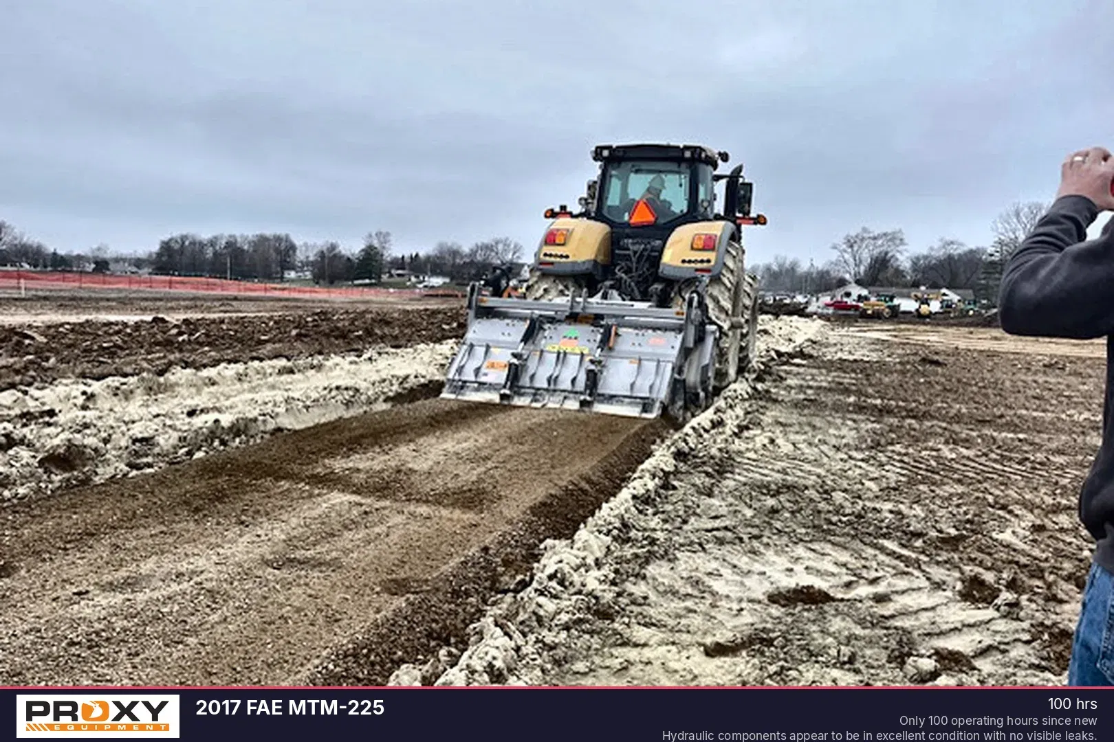2017 FAE MTM-225 Equipment Image0