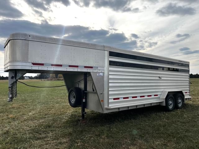 Image of Featherlite 8127-7020-STD equipment image 1