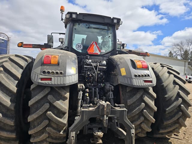 Image of Fendt 1046 Vario equipment image 2