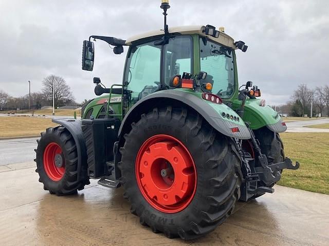 Image of Fendt 714 Vario equipment image 4