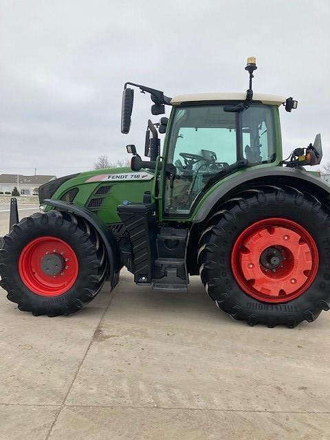 Image of Fendt 718 Vario equipment image 1