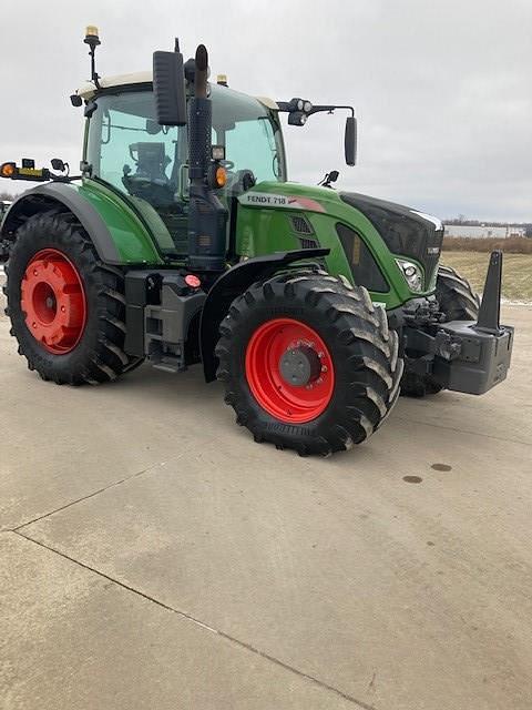 Image of Fendt 718 Vario equipment image 2