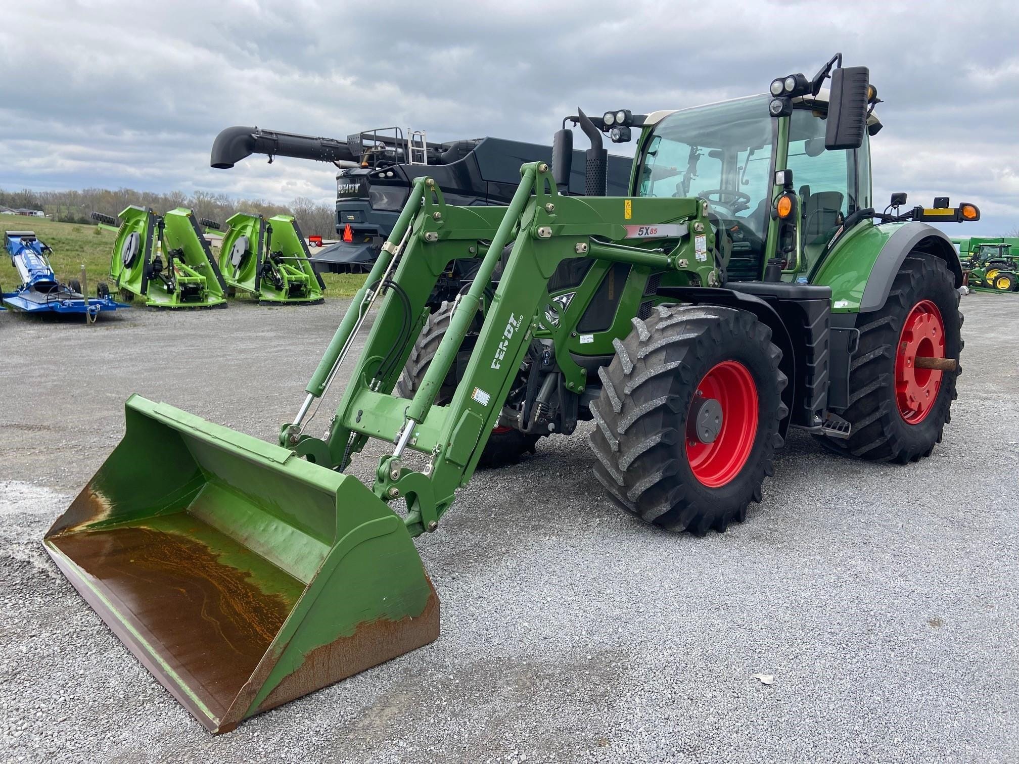 Main image Fendt 718 Vario