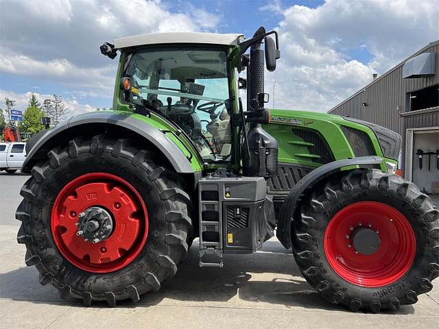 Image of Fendt 828 Vario equipment image 4