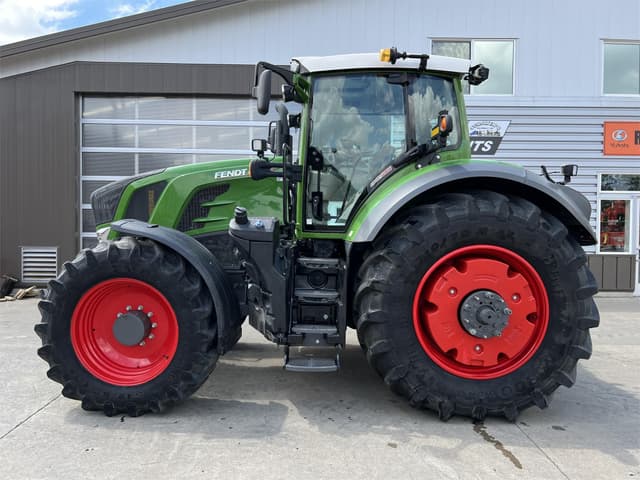 Image of Fendt 828 Vario equipment image 1