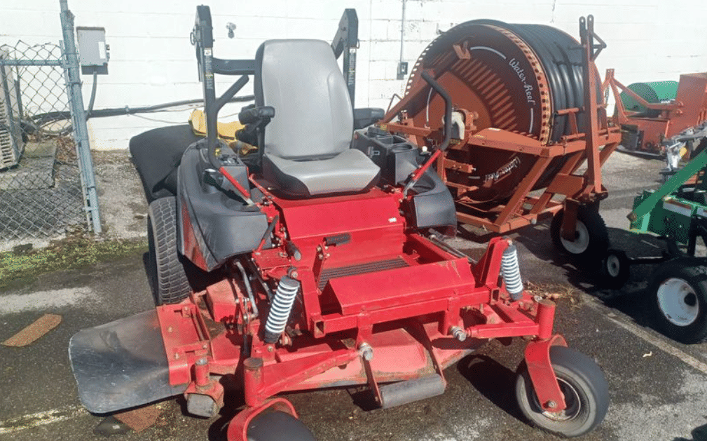 2017 Ferris IS 3100 Equipment Image0