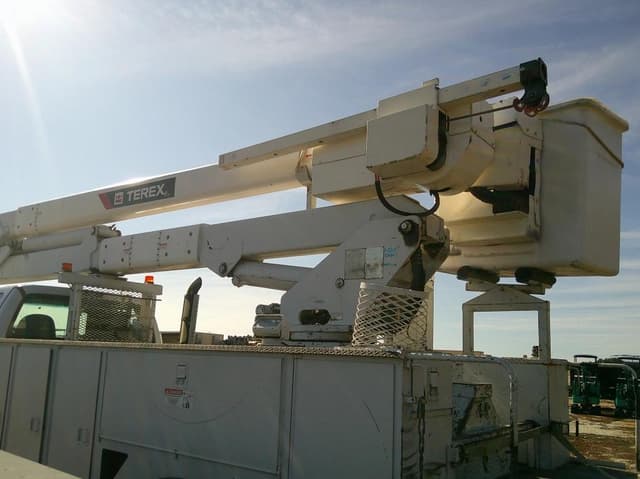 Image of Ford F-750 equipment image 2