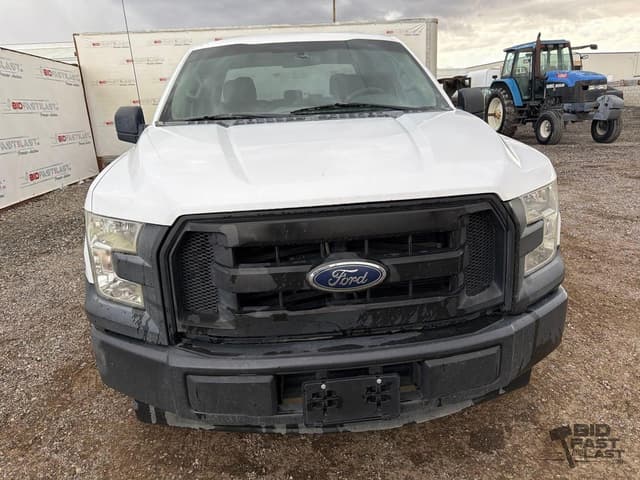 Image of Ford F-150 equipment image 1