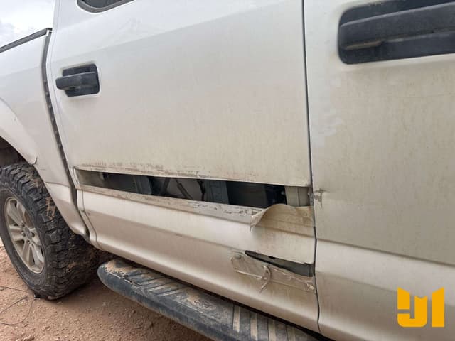 Image of Ford F-150 equipment image 2