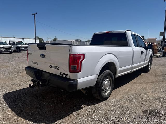 Image of Ford F-150 equipment image 4