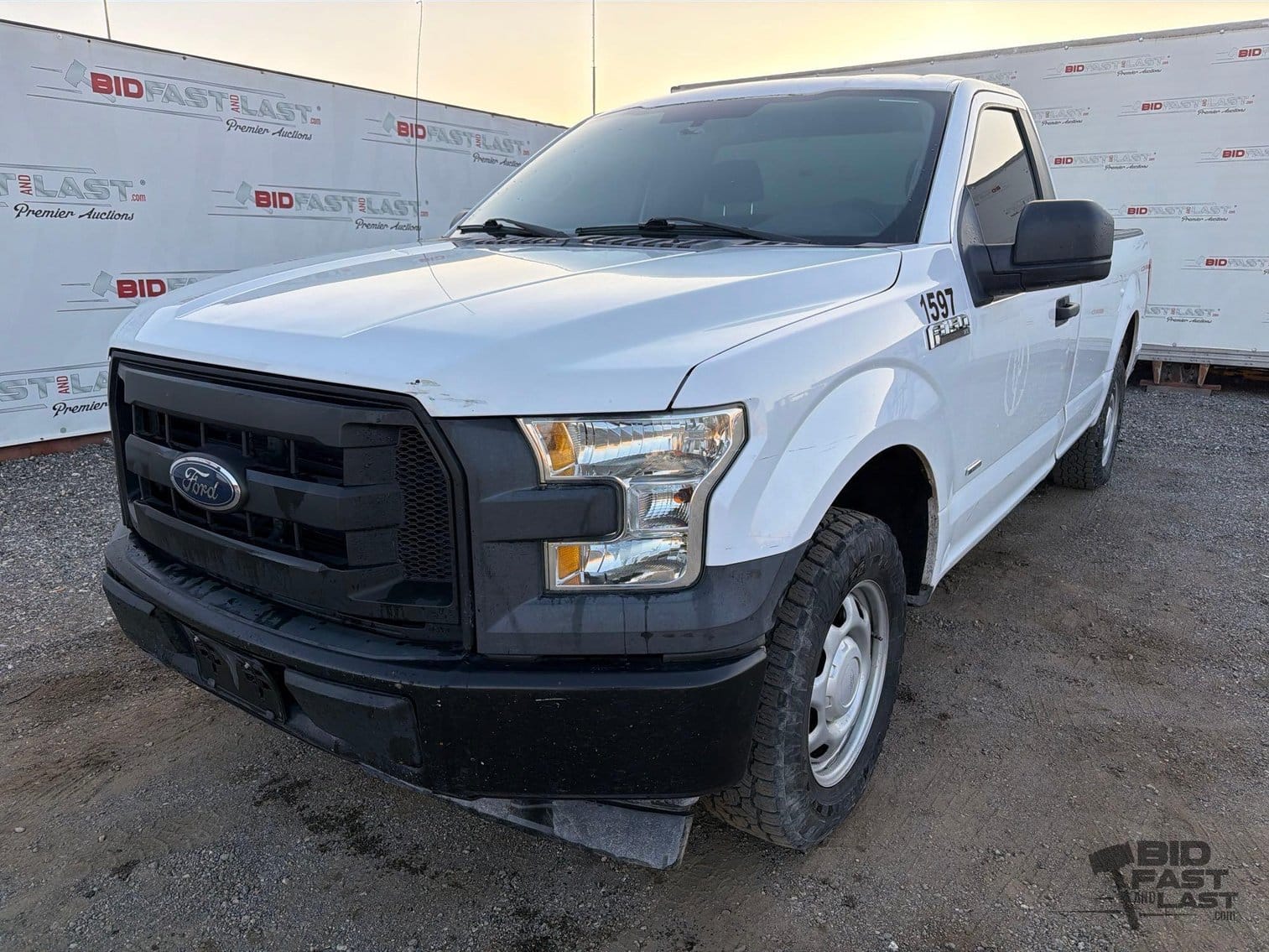 2017 Ford F-150 Equipment Image0
