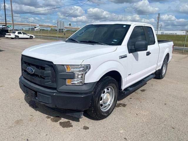 Image of Ford F-150 equipment image 1