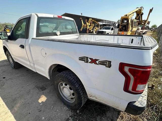 Image of Ford F-150 equipment image 3