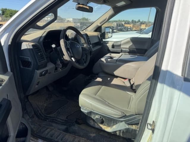 Image of Ford F-150 equipment image 3