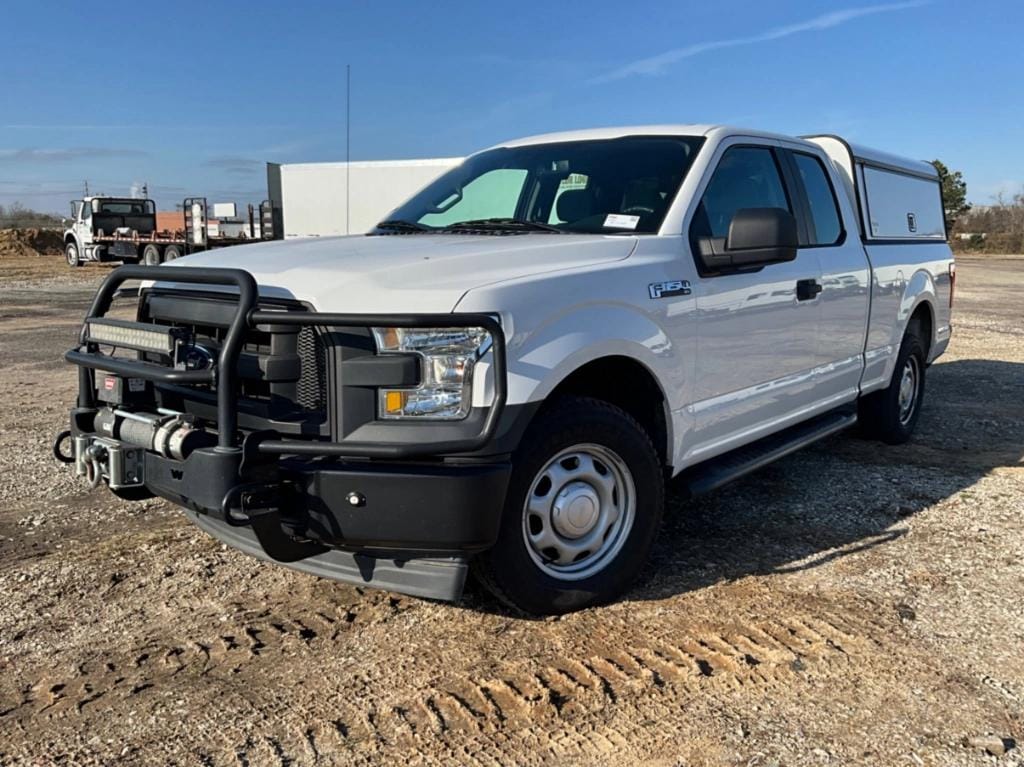 2017 Ford F-150 Equipment Image0