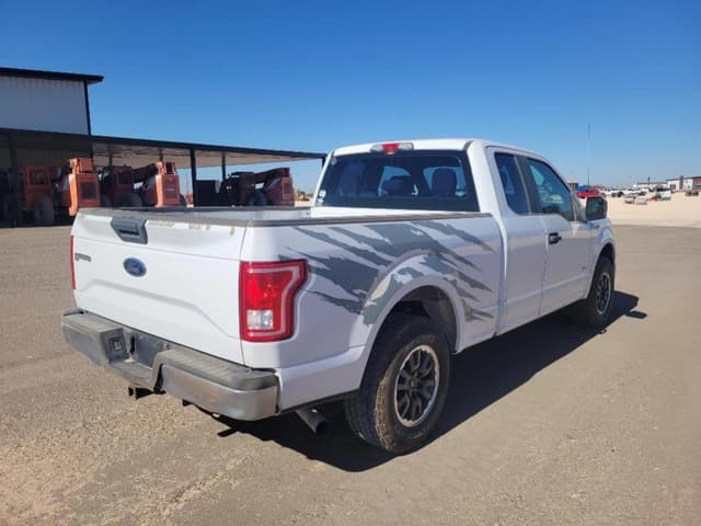 Image of Ford F-150 equipment image 4