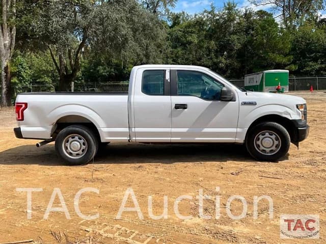 Image of Ford F-150 equipment image 3