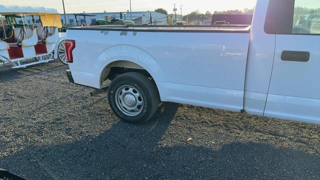 Image of Ford F-150 equipment image 4