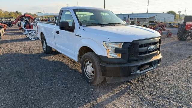Image of Ford F-150 equipment image 2