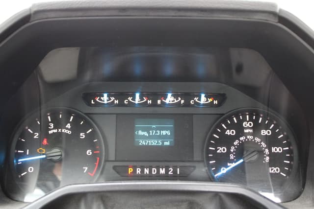 Image of Ford F-150 equipment image 2