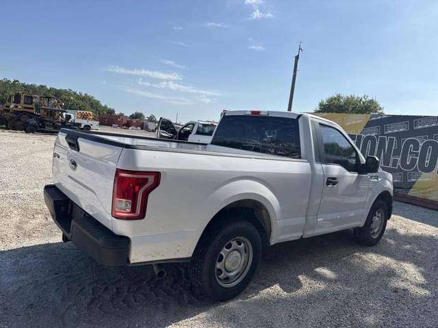 Image of Ford F-150 equipment image 2