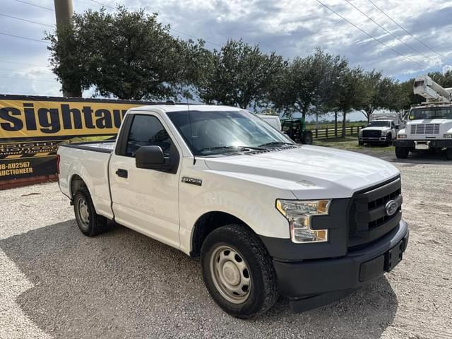 Image of Ford F-150 equipment image 3
