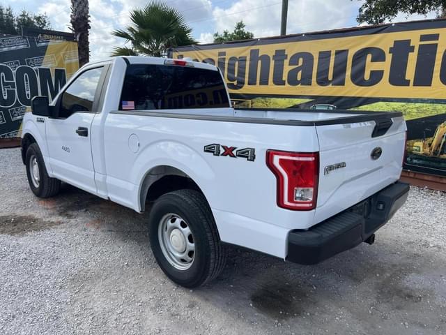 Image of Ford F-150 equipment image 1