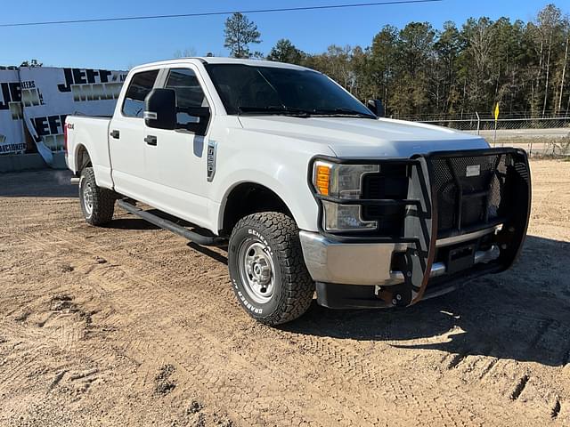 Image of Ford F-250 equipment image 2