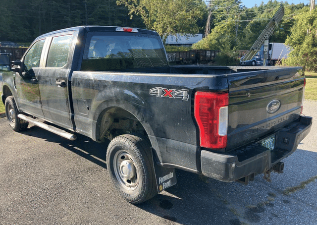 Image of Ford F-250 equipment image 2