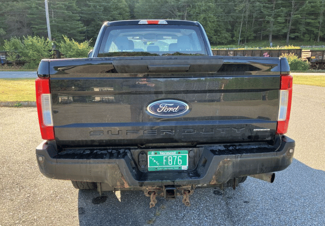Image of Ford F-250 equipment image 3