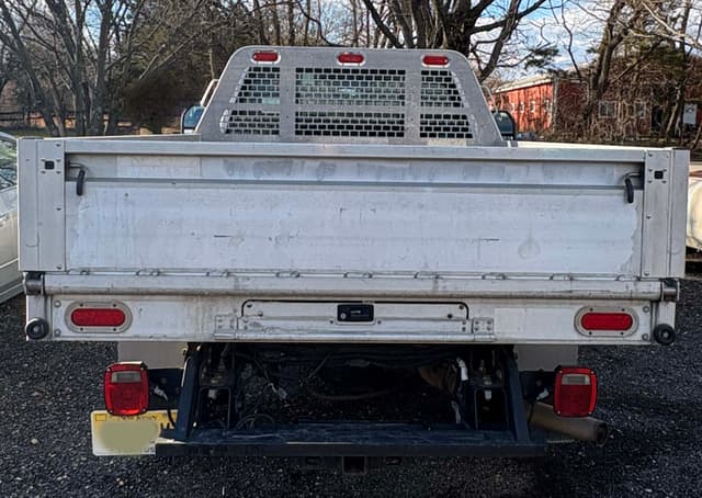Image of Ford F-250 equipment image 3