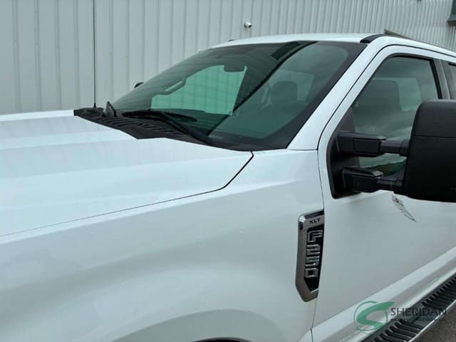 Image of Ford F-250 equipment image 4